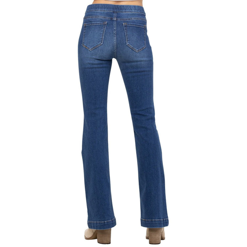 Brittany Pull-On Flare Jeans